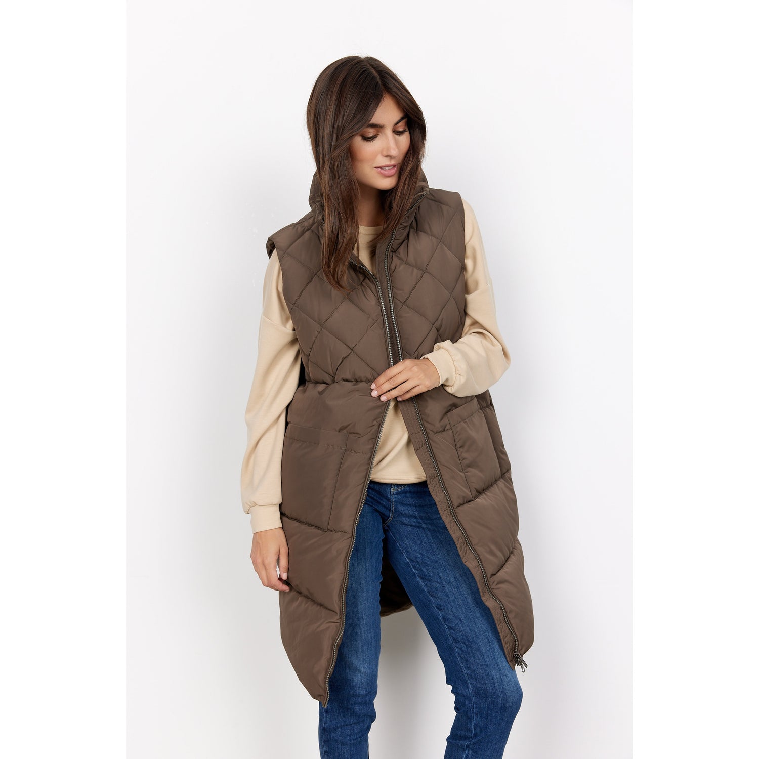 Nina 17 Quilted Long Gilet