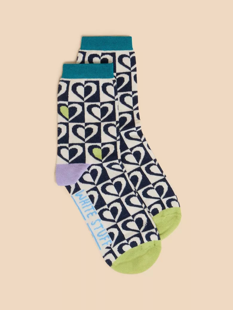 Graphic Heart Ankle Sock