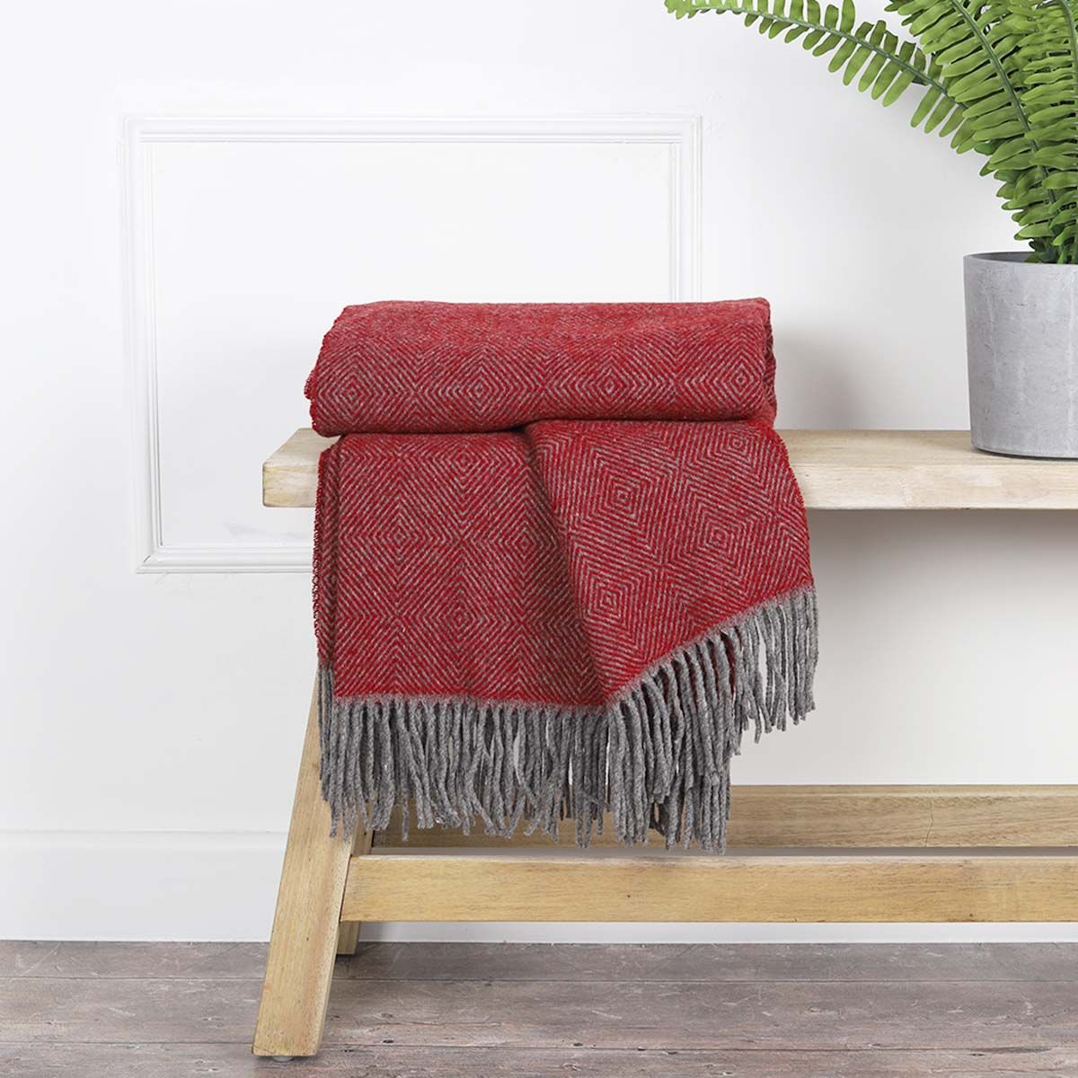 Pure Wool Throw Claret - escape