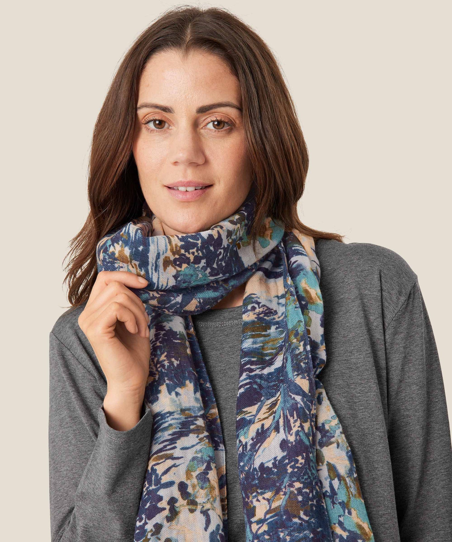 Assana Printed Wool Scarf