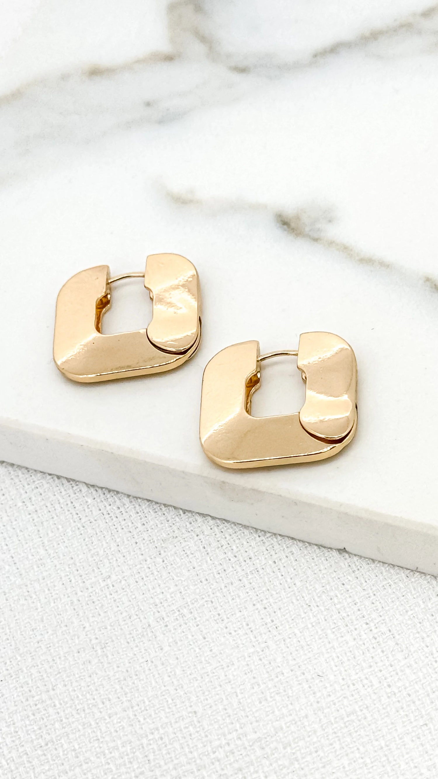 Earring 4084