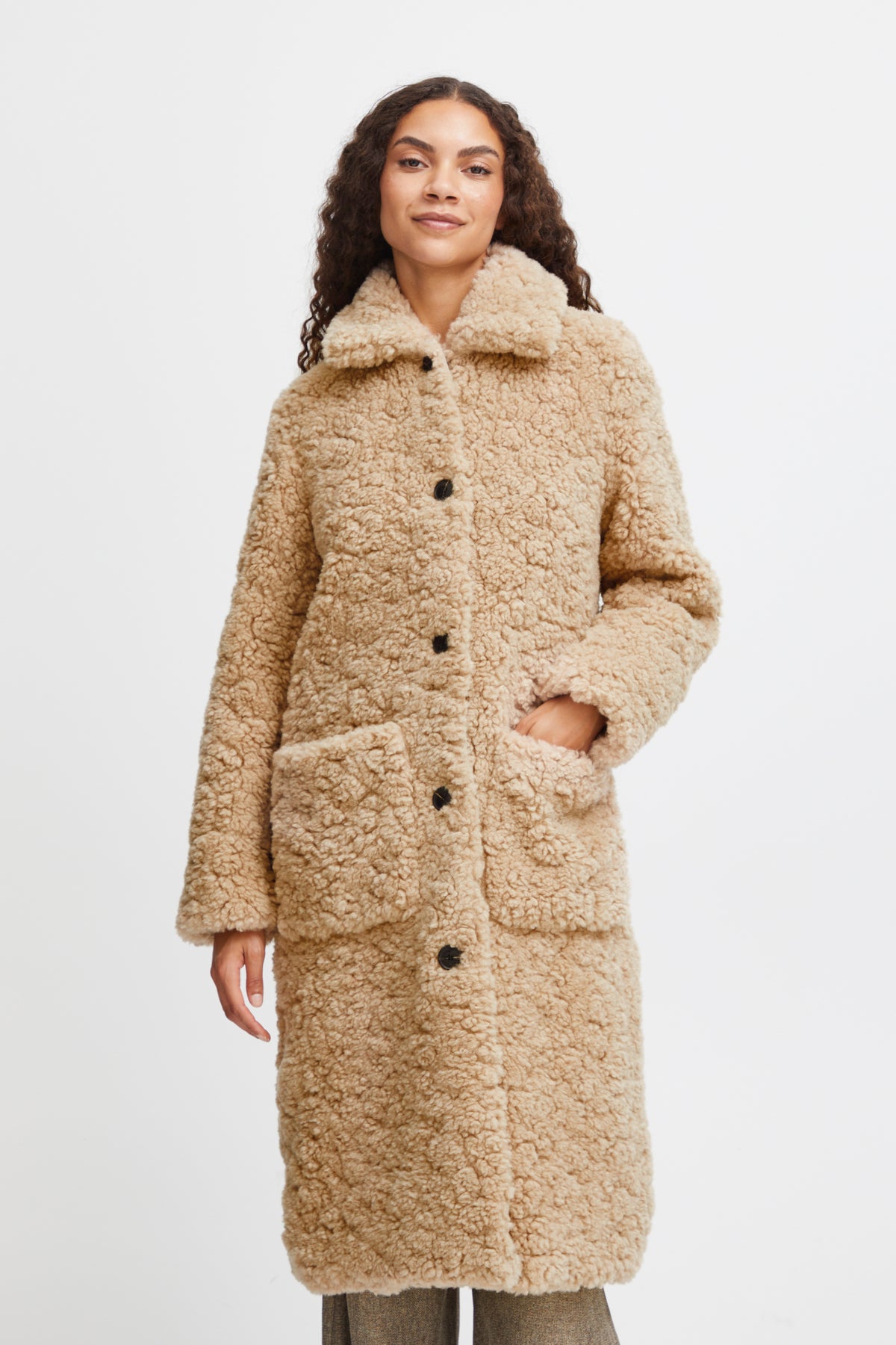 Abeno Coat