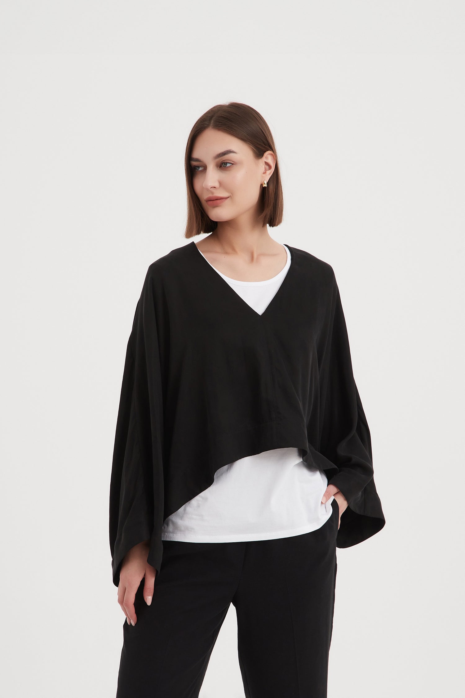 V-Neck Oversized Layer Top