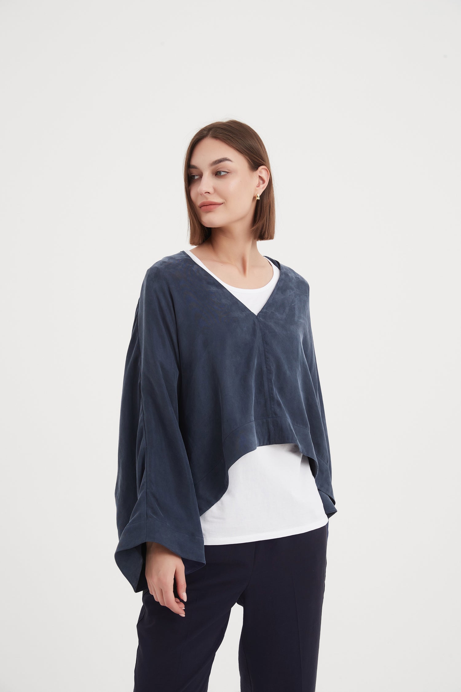 V-Neck Oversized Layer Top