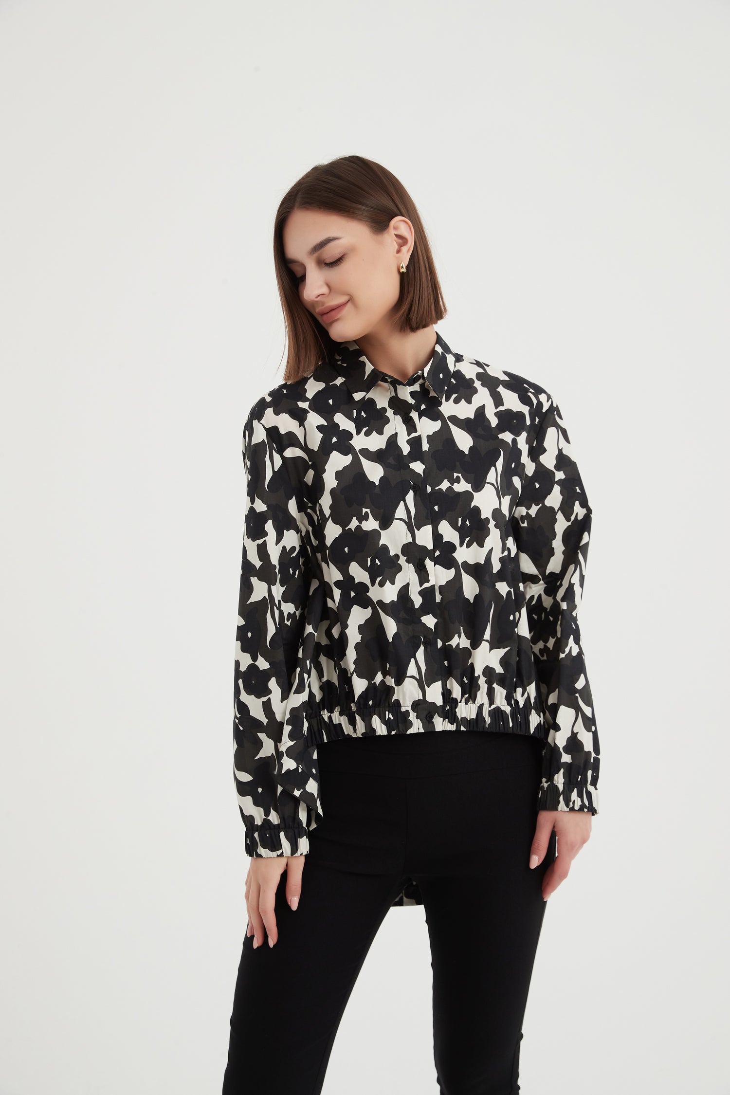 Elastic Front Hem Print Shirt