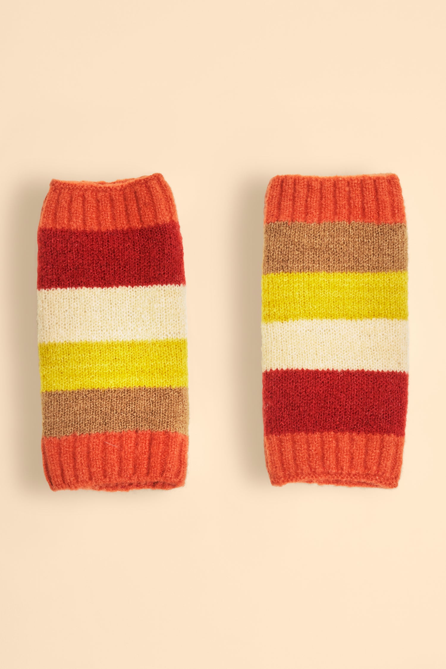 Lilia Wrist Warmers